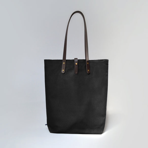 EUAN <br/> Waxed Canvas Tote Bag <br/> Black