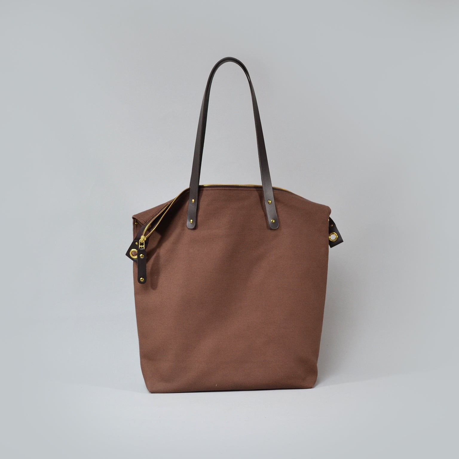 ARTHUR  <br/> Waxed Canvas Tote Bag <br/> Brown